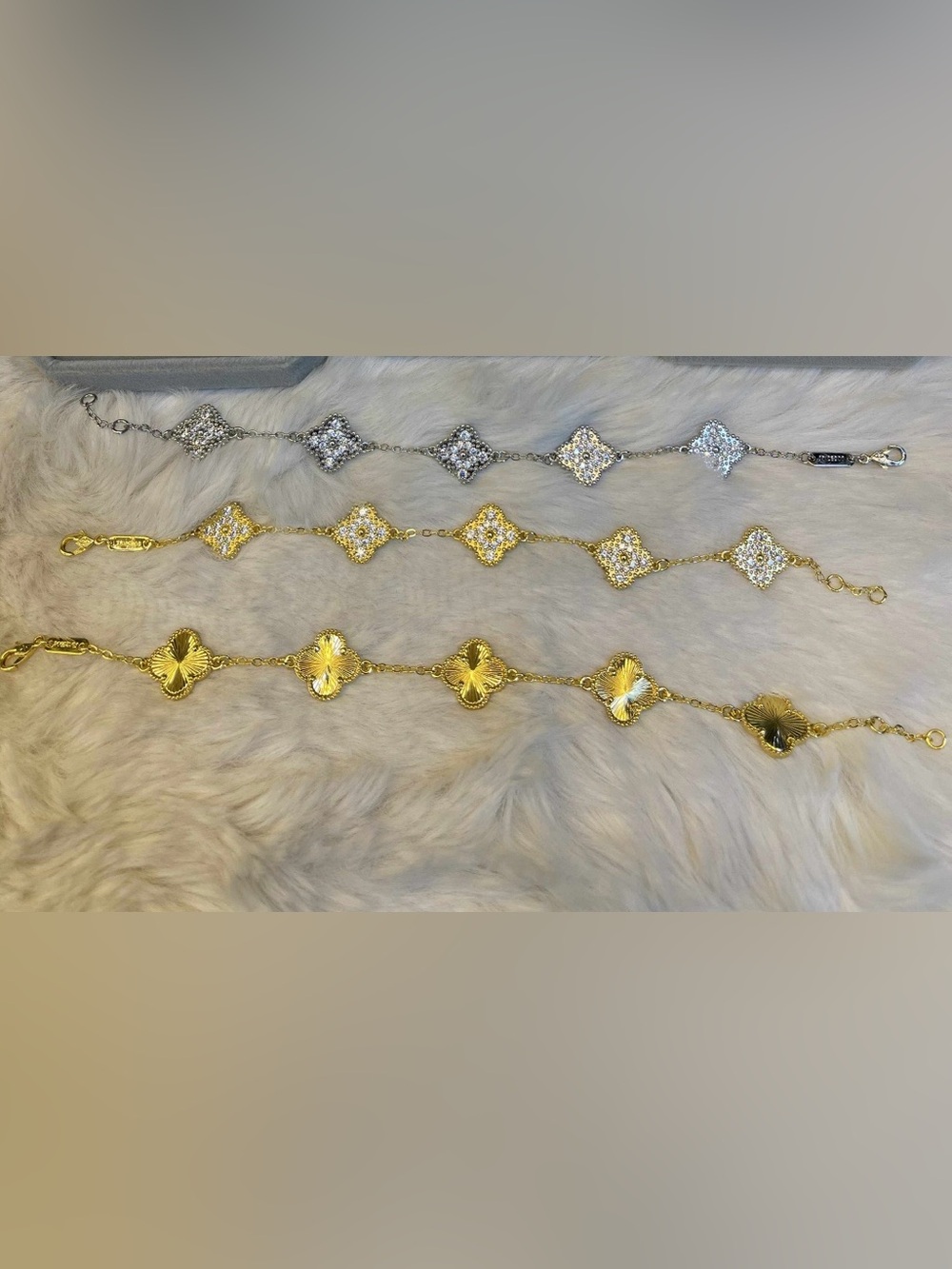 Gold and Silver Clover Link Bracelets - Women's Fashion Jewelry. non_tarnish.